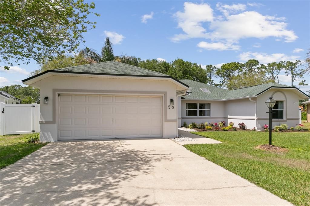 Active With Contract: $449,900 (3 beds, 2 baths, 1599 Square Feet)