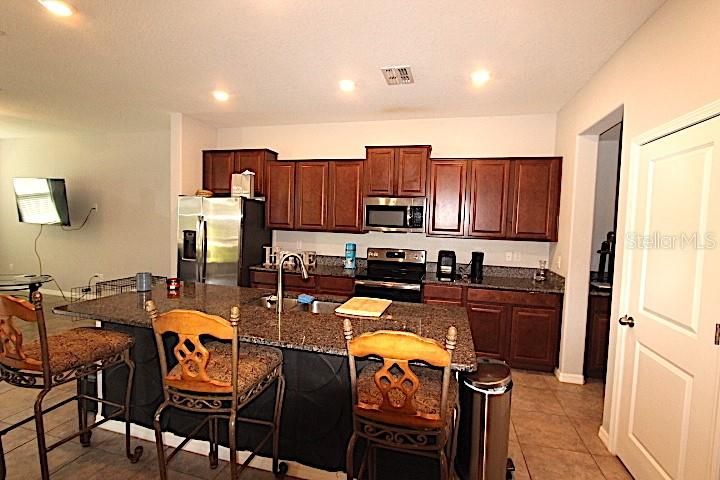 For Sale: $359,900 (3 beds, 2 baths, 1807 Square Feet)