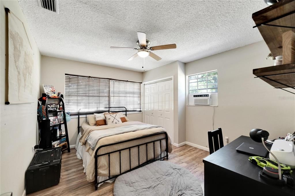 Active With Contract: $349,000 (3 beds, 2 baths, 1690 Square Feet)