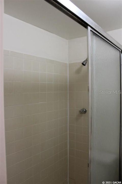 出租: $1,347 (2 贝兹, 2 浴室, 1226 平方英尺)