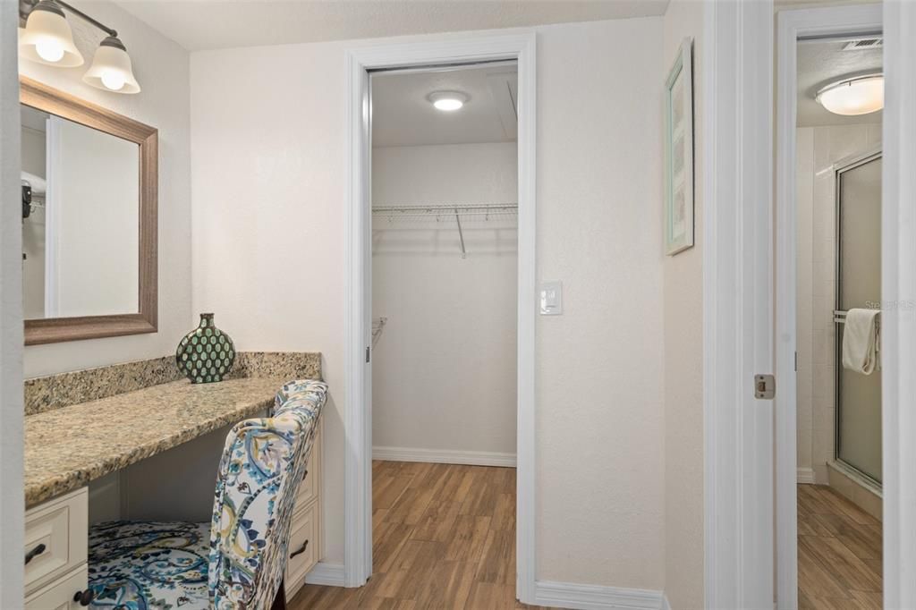 Active With Contract: $1,800 (2 beds, 2 baths, 1025 Square Feet)
