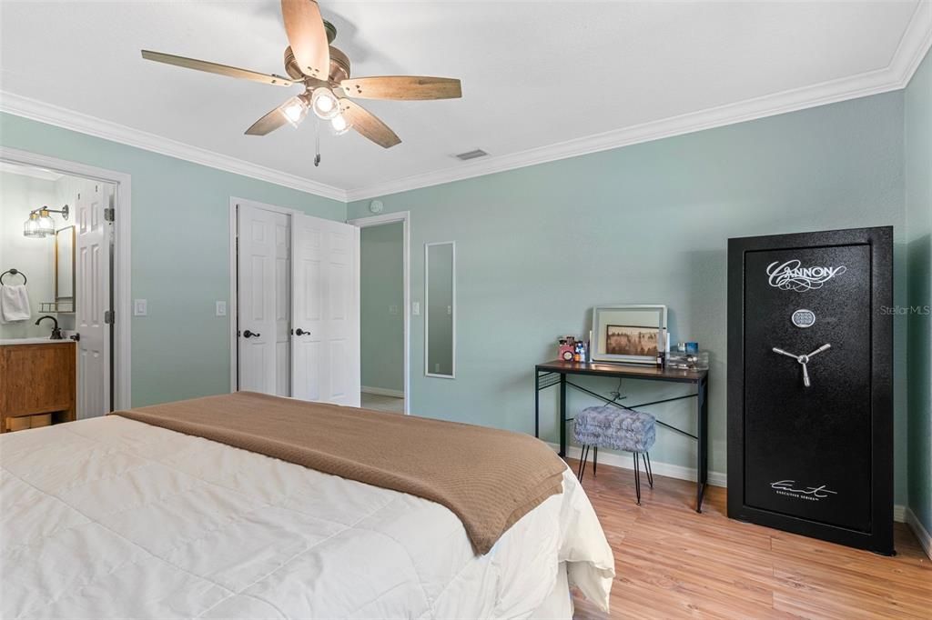 Active With Contract: $450,000 (3 beds, 2 baths, 2161 Square Feet)