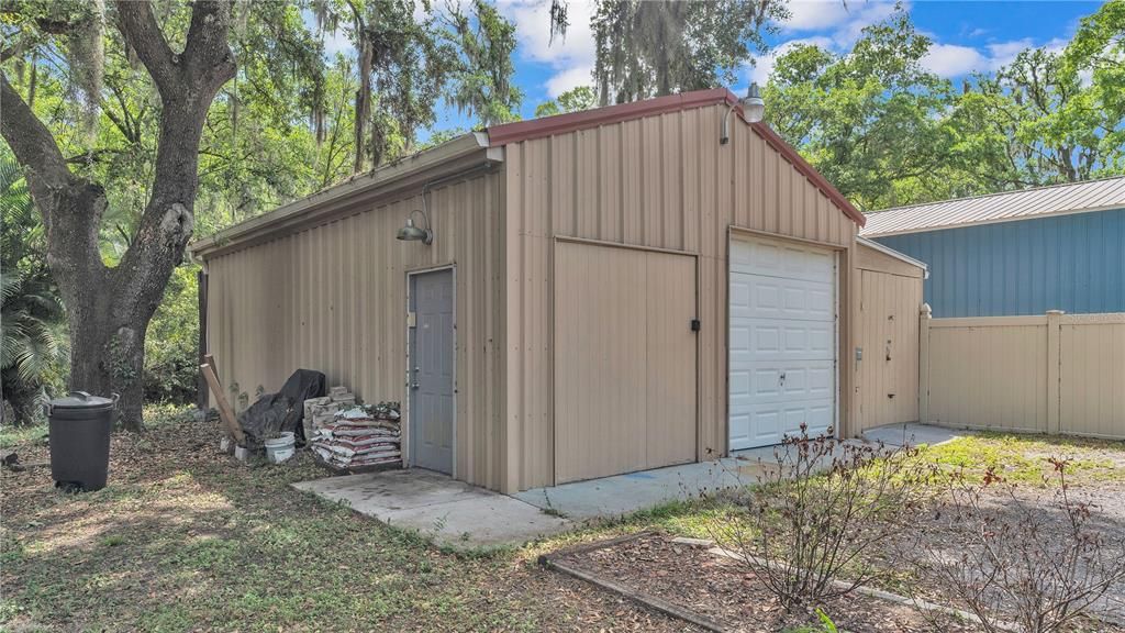 Active With Contract: $550,000 (3 beds, 2 baths, 1791 Square Feet)