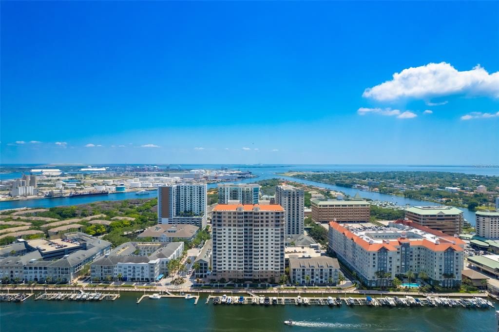 The Grandview is situated front and center on Harbour Island, with unparalleled and unobstructed waterfront and city views.