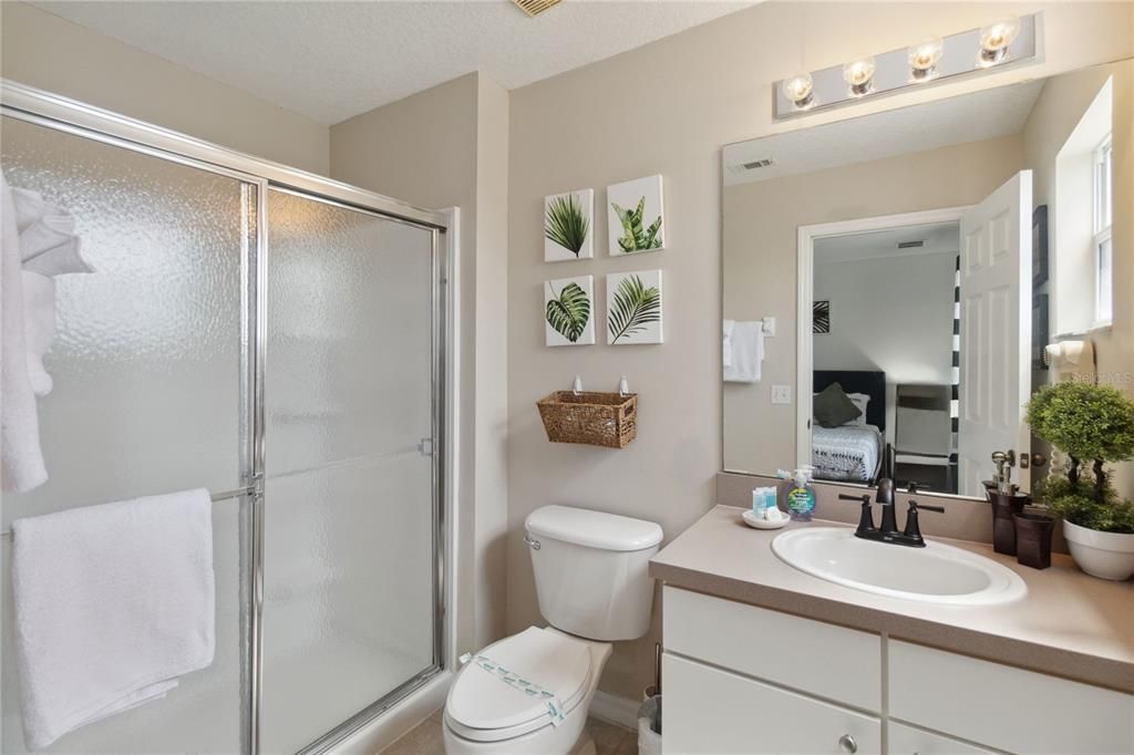 Recently Sold: $340,000 (3 beds, 2 baths, 1286 Square Feet)