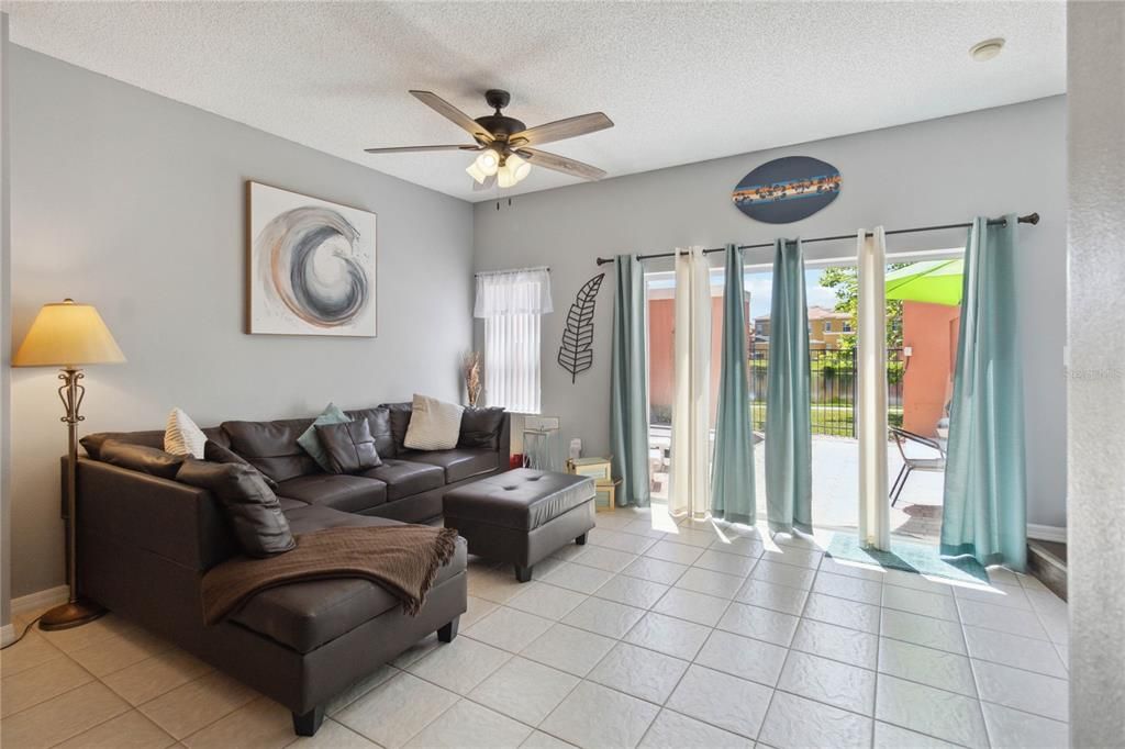 Recently Sold: $340,000 (3 beds, 2 baths, 1286 Square Feet)