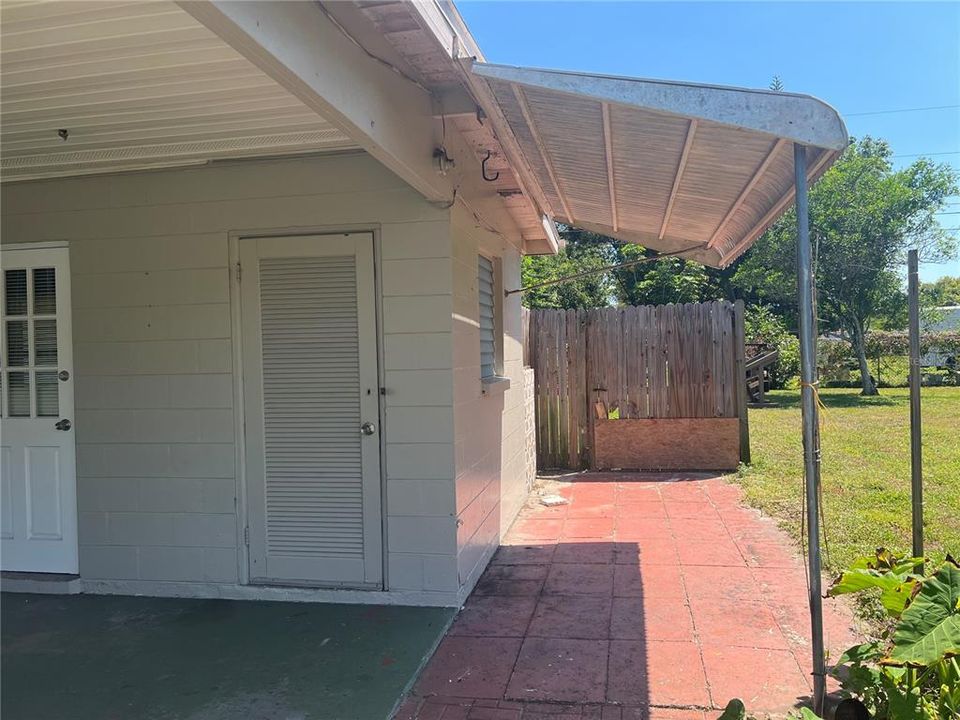 Carport & covered side porch