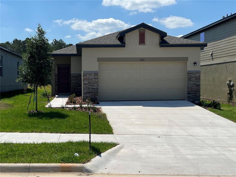 Vendido Recientemente: $337,990 (3 camas, 2 baños, 1200 Pies cuadrados)