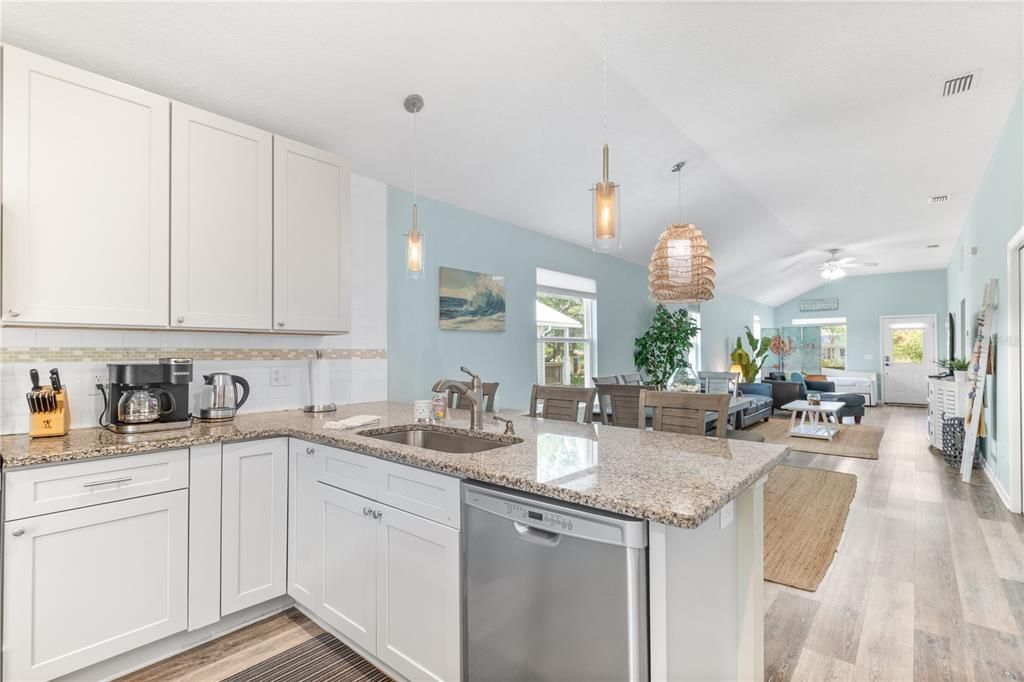 Active With Contract: $699,000 (3 beds, 2 baths, 1344 Square Feet)