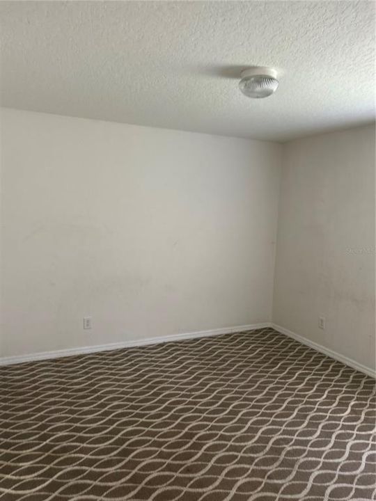 For Rent: $2,200 (3 beds, 2 baths, 2035 Square Feet)