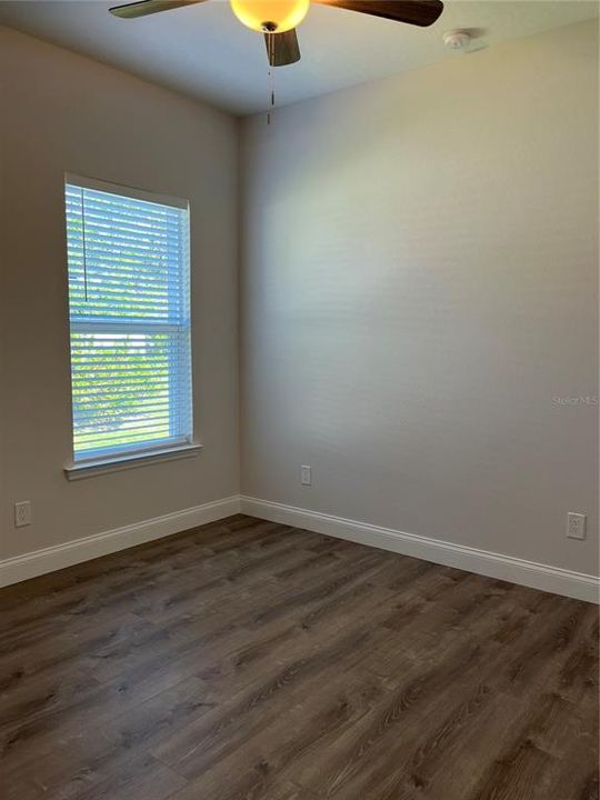 For Rent: $1,800 (3 beds, 2 baths, 1392 Square Feet)