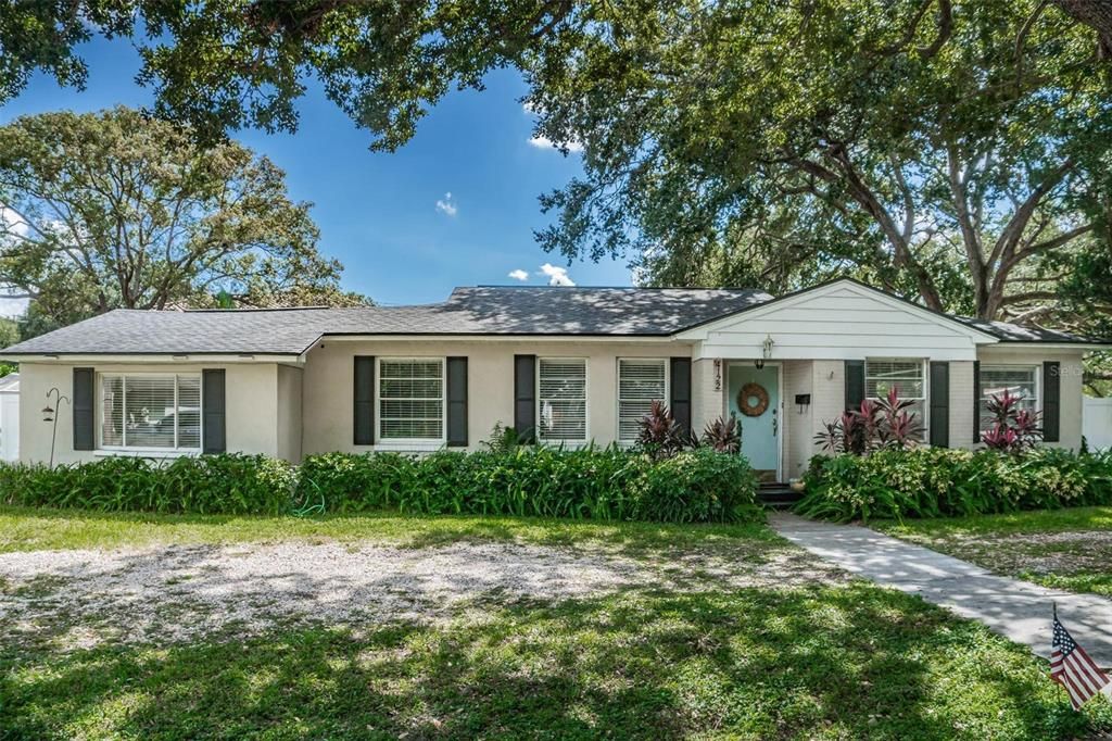 Recently Rented: $3,475 (4 beds, 2 baths, 1809 Square Feet)