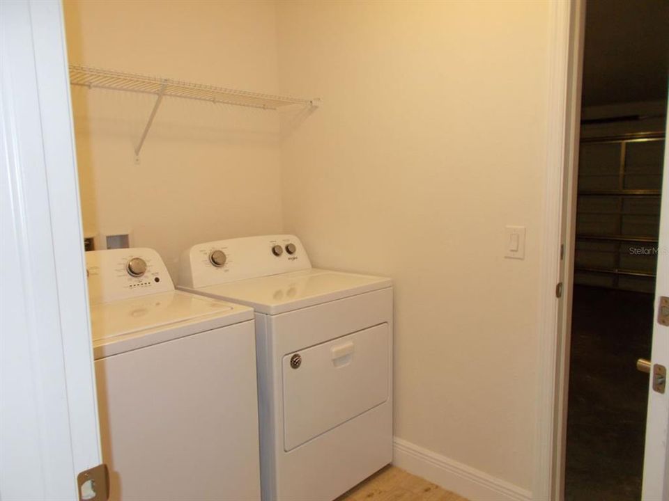 Laundry room with washer/dryer