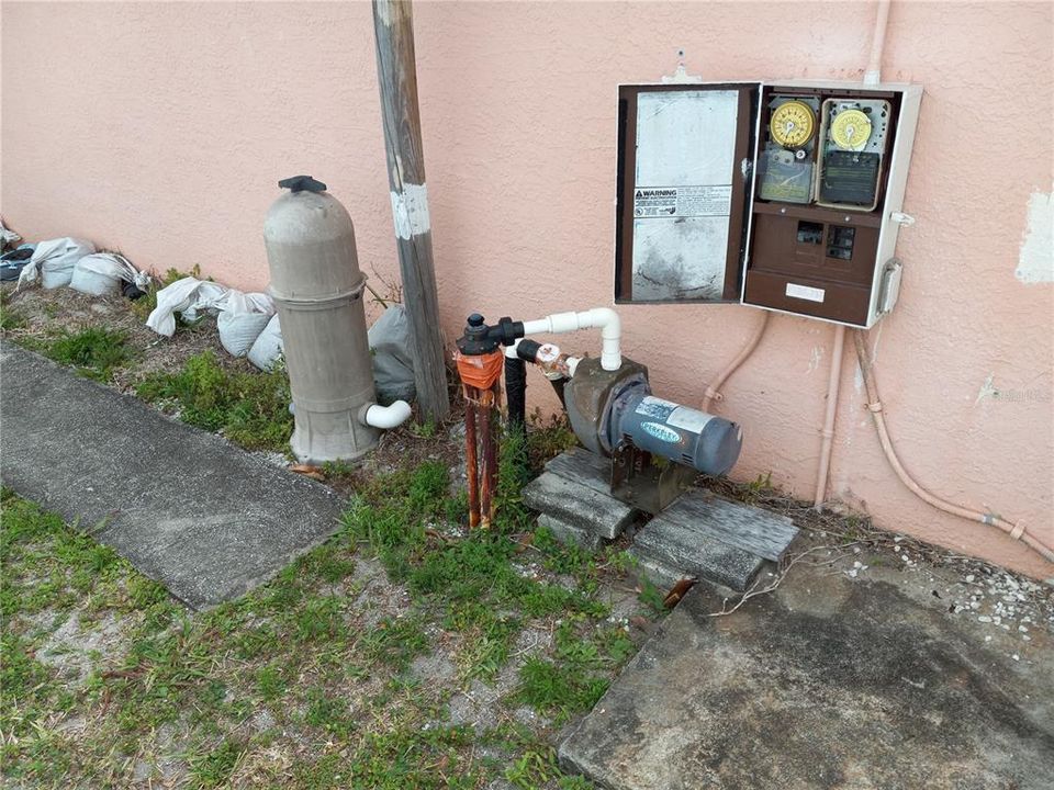 Sprinkler System With Well