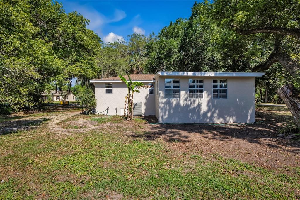 Active With Contract: $259,000 (4 beds, 2 baths, 1410 Square Feet)