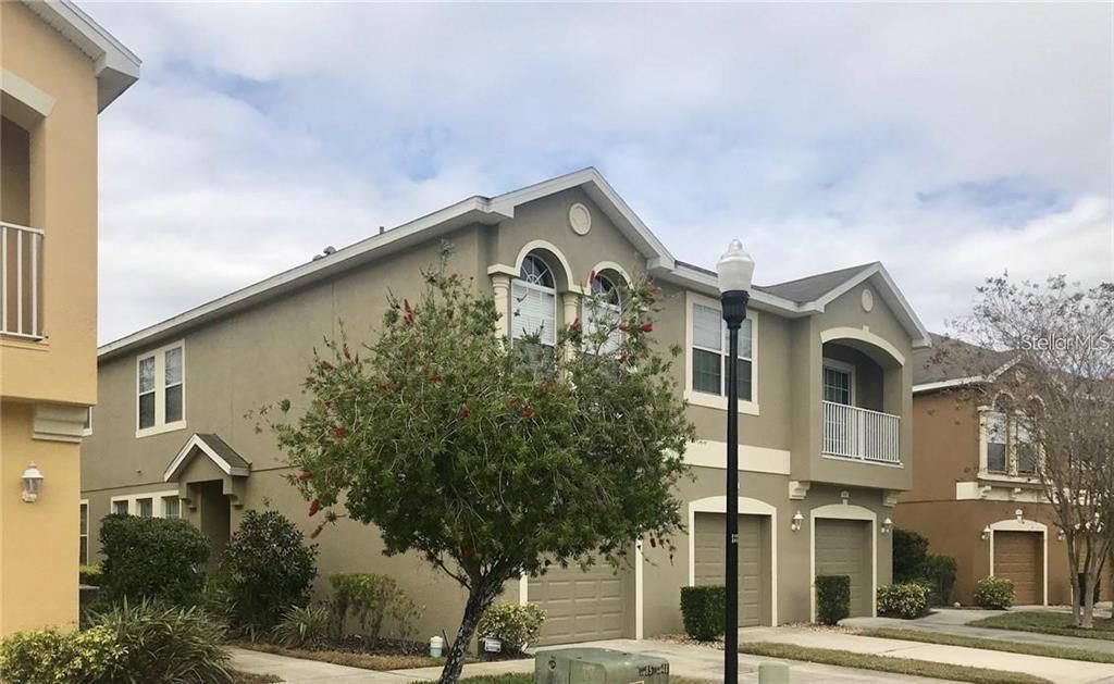Active With Contract: $2,000 (3 beds, 2 baths, 1626 Square Feet)