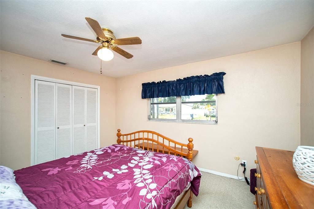 For Sale: $390,000 (3 beds, 2 baths, 1456 Square Feet)