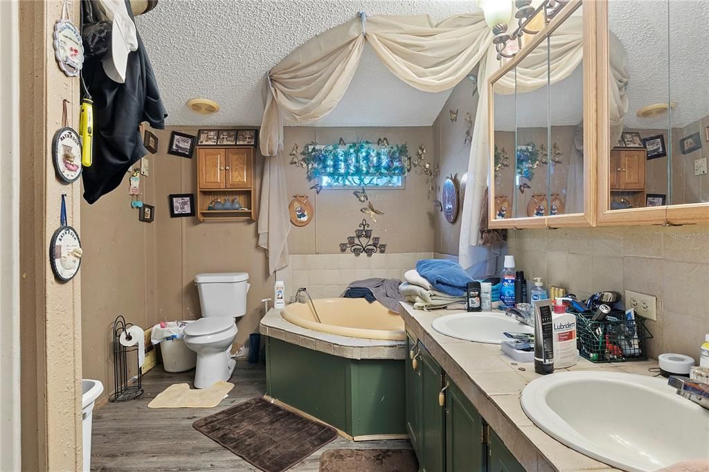 待售: $225,000 (3 贝兹, 2 浴室, 1620 平方英尺)