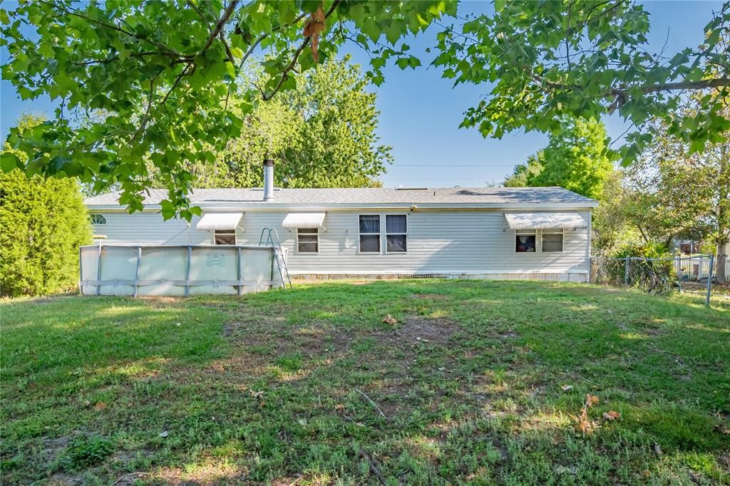 For Sale: $210,000 (3 beds, 2 baths, 1620 Square Feet)