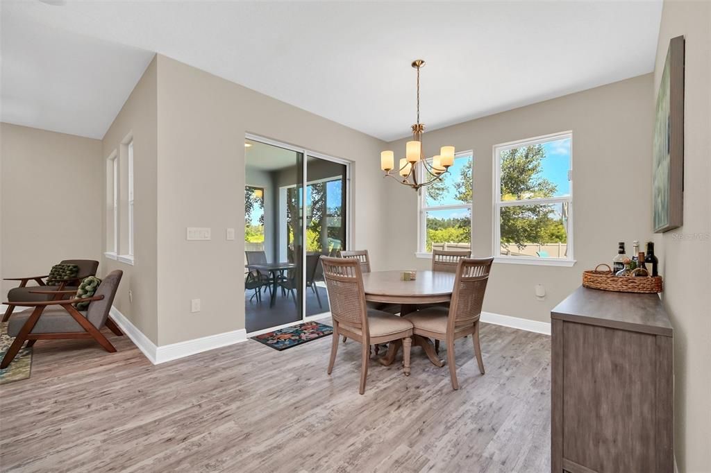 For Sale: $439,900 (3 beds, 2 baths, 1651 Square Feet)