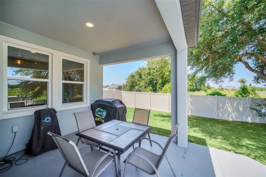 For Sale: $439,900 (3 beds, 2 baths, 1651 Square Feet)