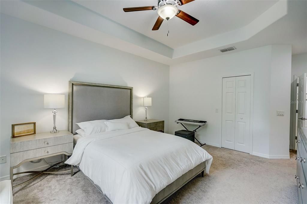 Active With Contract: $2,900 (3 beds, 2 baths, 1818 Square Feet)