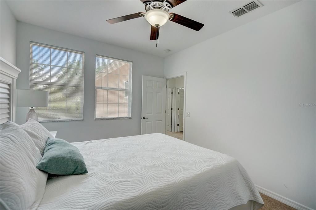 Active With Contract: $2,900 (3 beds, 2 baths, 1818 Square Feet)