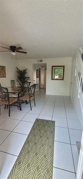 For Rent: $2,200 (2 beds, 2 baths, 1280 Square Feet)