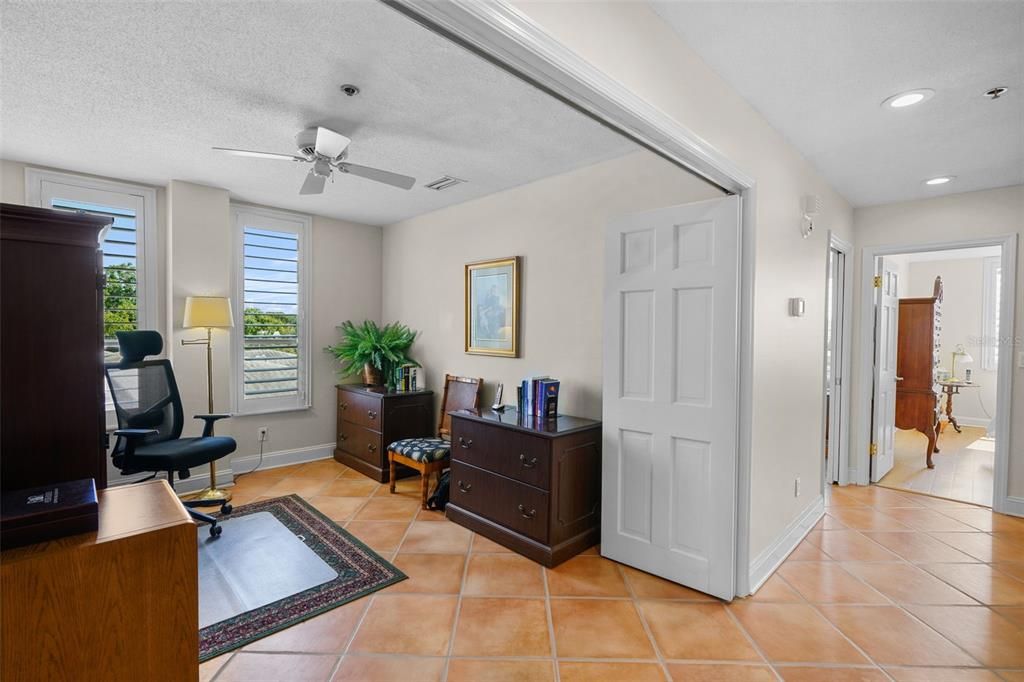 Active With Contract: $824,900 (2 beds, 2 baths, 1666 Square Feet)