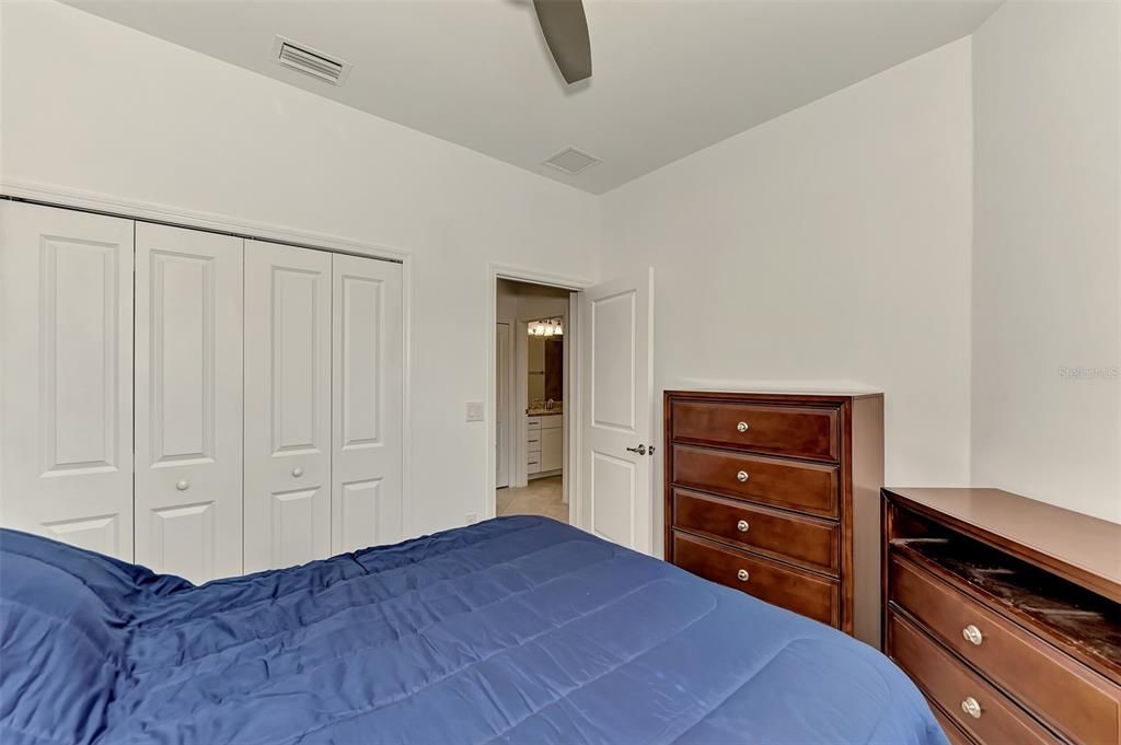 For Sale: $314,900 (2 beds, 2 baths, 1560 Square Feet)