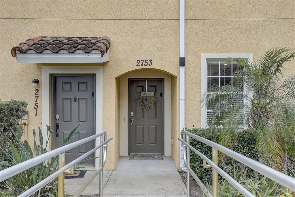 Active With Contract: $332,500 (3 beds, 2 baths, 1255 Square Feet)