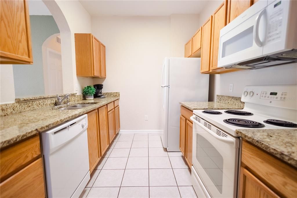 For Sale: $365,000 (3 beds, 2 baths, 1410 Square Feet)