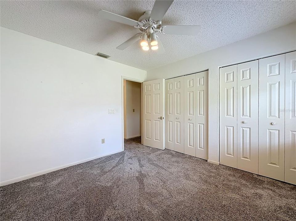 For Sale: $300,000 (3 beds, 2 baths, 1728 Square Feet)