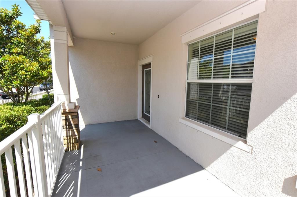 For Rent: $2,250 (3 beds, 2 baths, 1575 Square Feet)