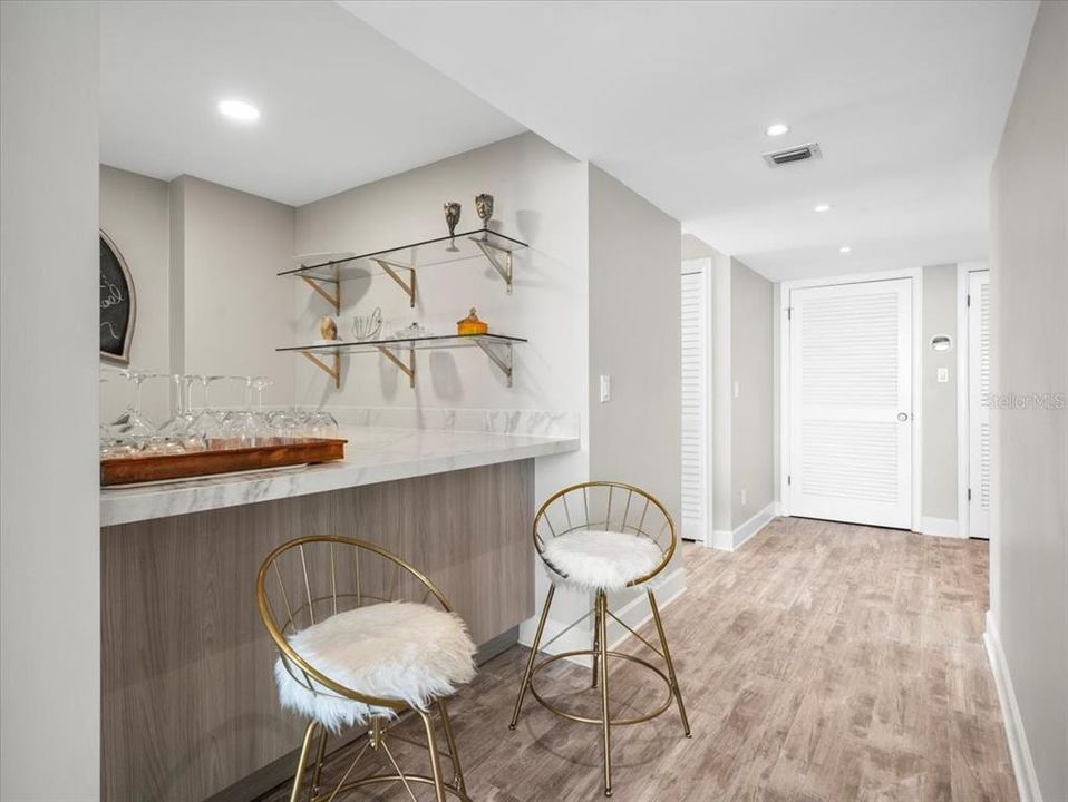 Active With Contract: $1,100,000 (3 beds, 3 baths, 1923 Square Feet)