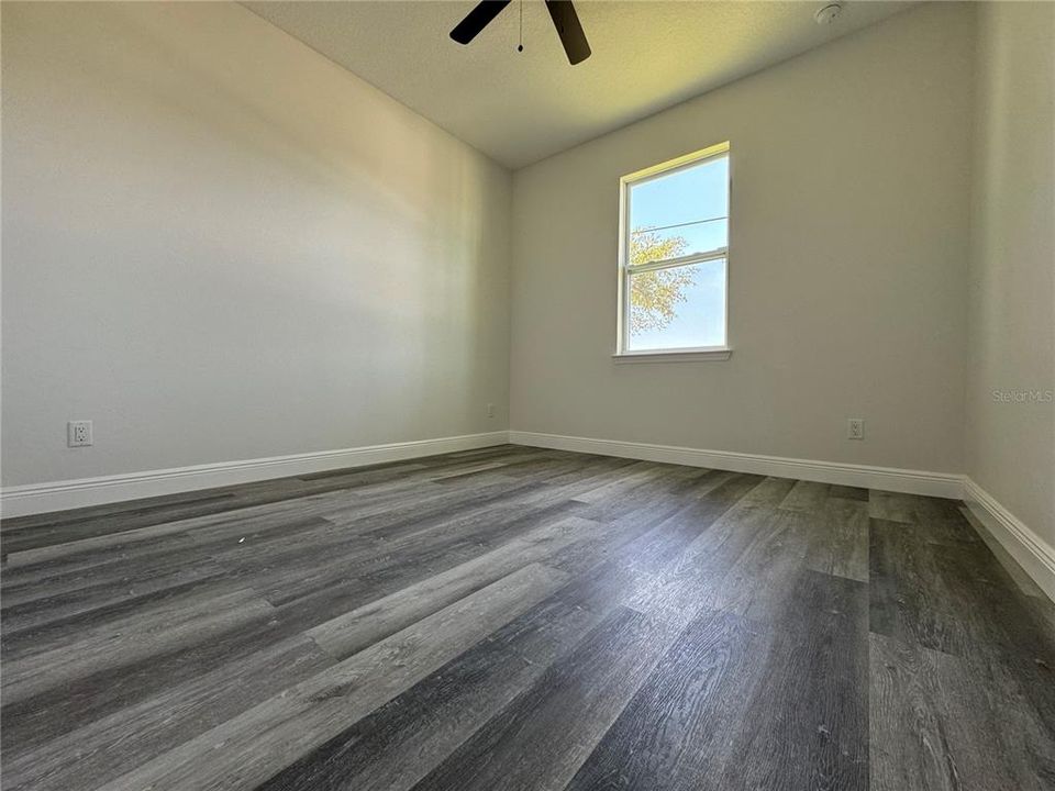 Active With Contract: $2,150 (3 beds, 2 baths, 1401 Square Feet)