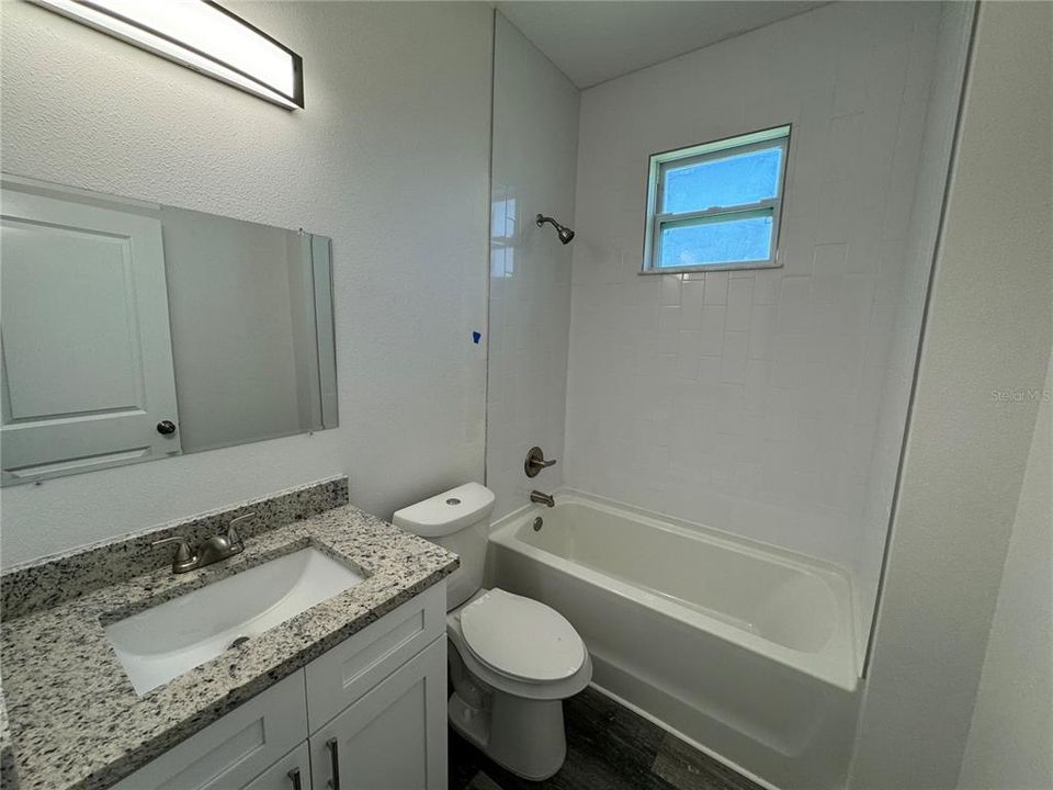 Active With Contract: $2,150 (3 beds, 2 baths, 1401 Square Feet)