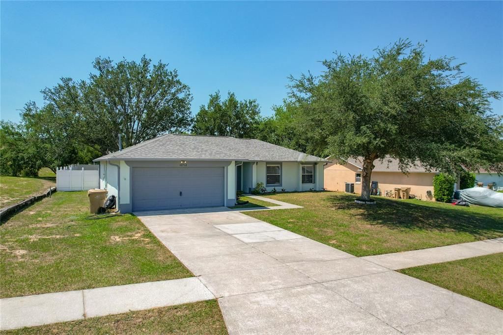 Active With Contract: $416,000 (4 beds, 2 baths, 1504 Square Feet)