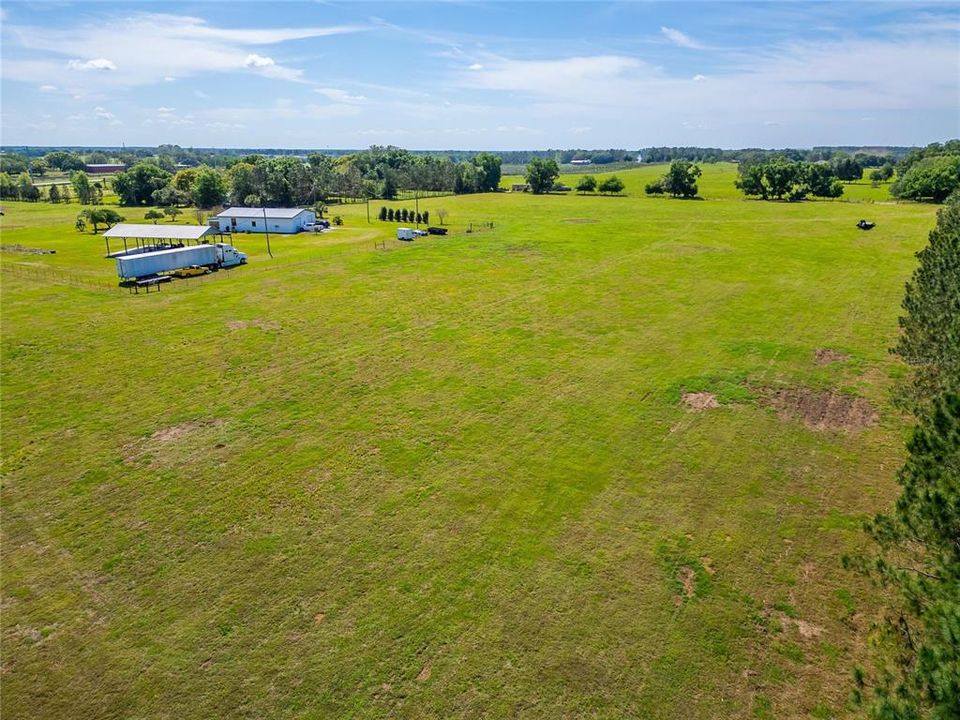 For Sale: $5,950,000 (21.62 acres)