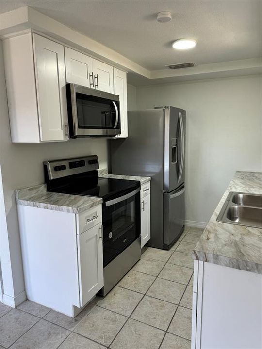 Recently Rented: $1,495 (2 beds, 1 baths, 900 Square Feet)