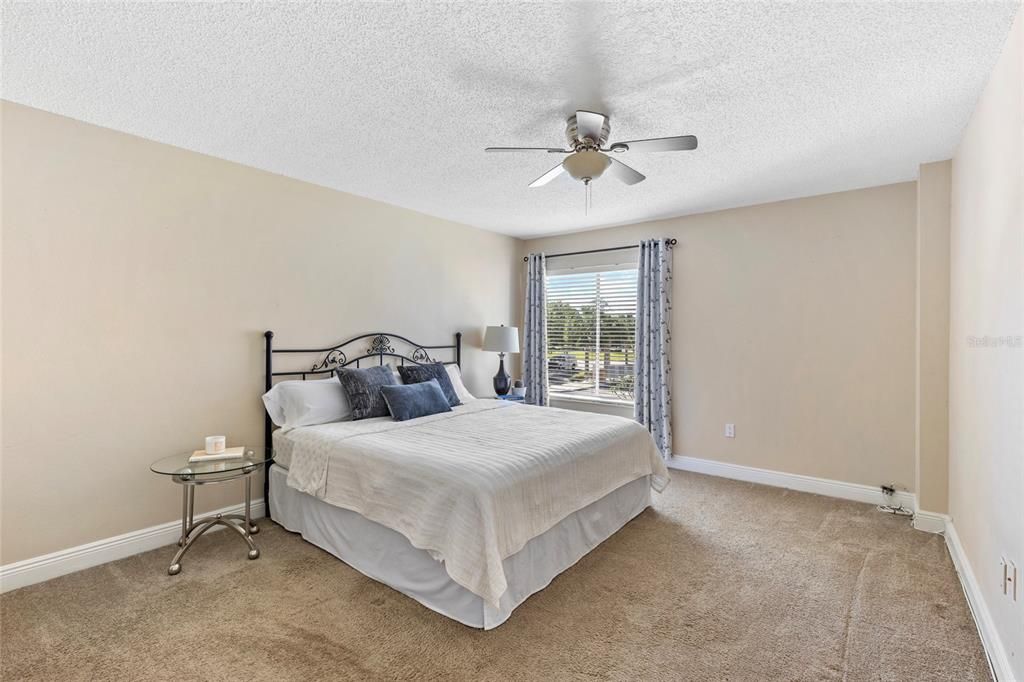 Active With Contract: $1,580 (1 beds, 1 baths, 760 Square Feet)