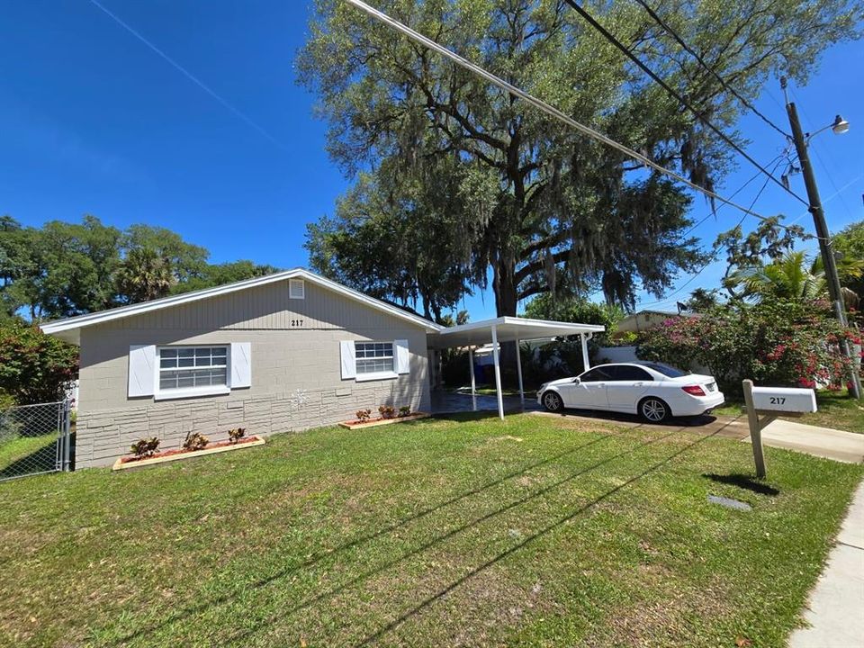 For Sale: $379,900 (4 beds, 2 baths, 1382 Square Feet)