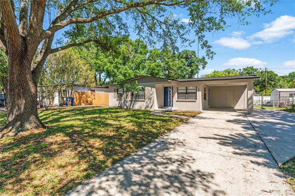 Active With Contract: $399,900 (3 beds, 1 baths, 1255 Square Feet)
