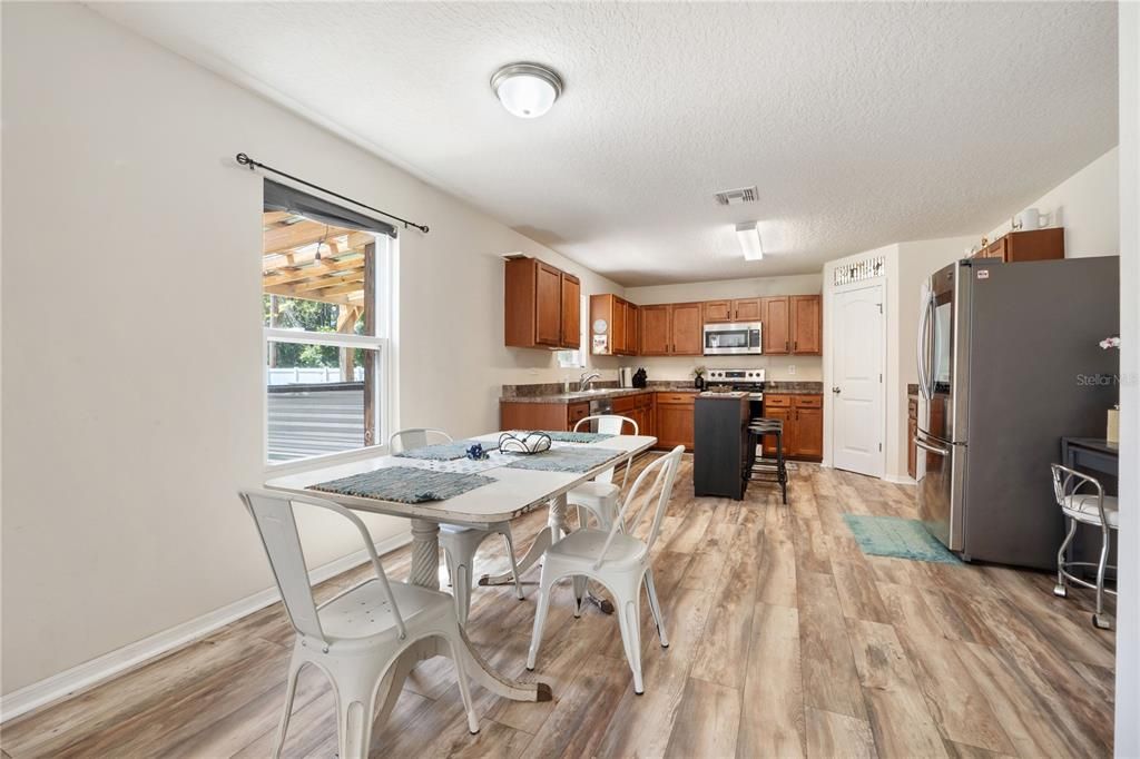 Active With Contract: $349,900 (4 beds, 2 baths, 2073 Square Feet)