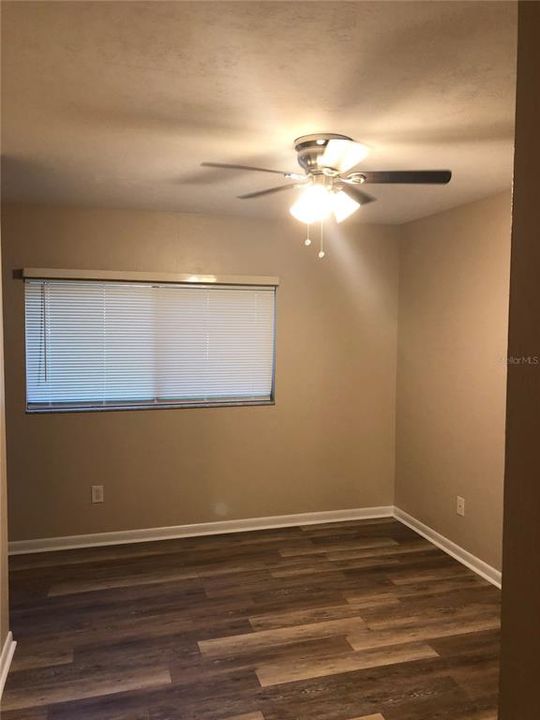 For Rent: $1,200 (2 beds, 1 baths, 1096 Square Feet)