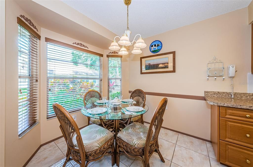 For Sale: $279,900 (2 beds, 2 baths, 1728 Square Feet)
