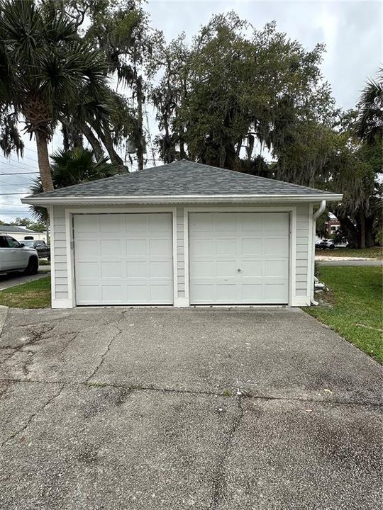 Detached 2 Car Garage