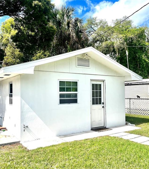Studio apartment on the back of the primary house.