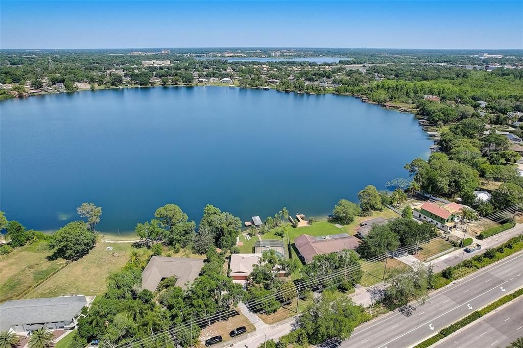 Centrally located just off Turkey Lake Road for easy access to shopping, dining, entertainment and the theme parks Central Florida is known for!