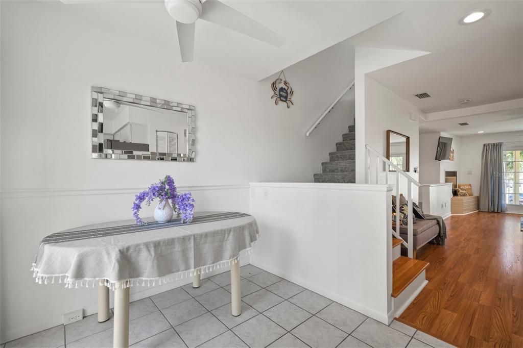 For Sale: $619,900 (2 beds, 2 baths, 1237 Square Feet)